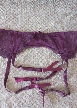 Пояс для чулок hunkemoller,m,l.
