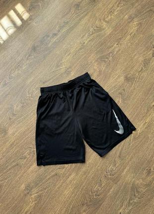 Футболка the north face шорти шорты out nike dri fit adidas under armour calvin klein puma champion tommy hilfiger