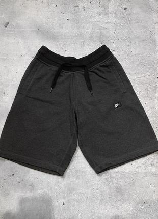 Шорты out nike
