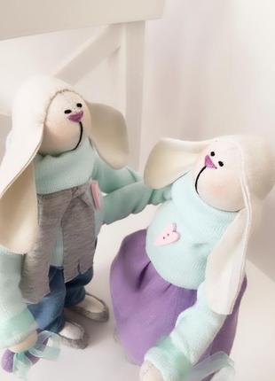 Подарунковий набір пара зайчиків тільда з конячкою подарунок на новий рік миколи іграшка ялинка