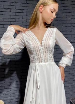 Весильна сукня в стилі бохо