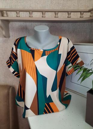 Женская красивая блуза