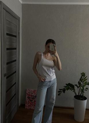 Стрейч топ на одно плечо с ремешком plt 🤍