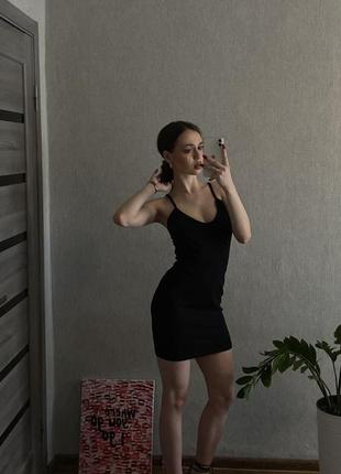 Черное мини платье plt🐾