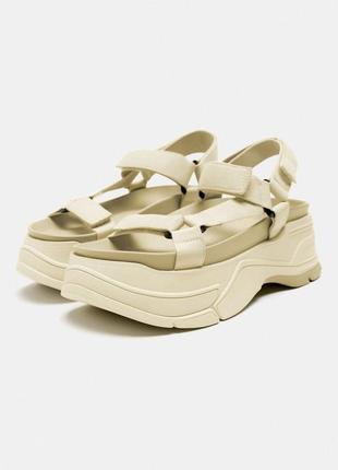 Босоножки сандалии zara размер 39 на платформе