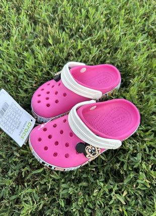Крокси для дівчинки minni mouse рожеві дитячі crocs3 фото