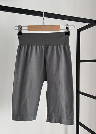 Серые велосипедки