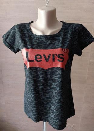 ❤️🌟🩵 чудова футболка з написом levi's