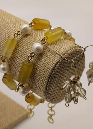 Комплект з двох браслетів і сережок з лимонного агату і натуральних річкових молочних перлин "кульбабки". комплект з натурального каміння5 фото