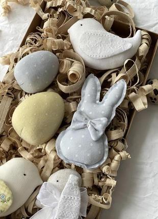 Подарочный пасхальный набор яйцо заяц птичка весенний декор дома великдень корзина вінок композиция4 фото