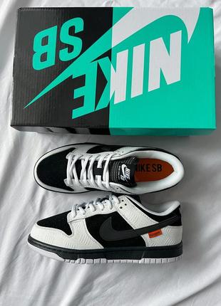 Кроссовки nike sb x tightbooth dunk low pro black white5 фото