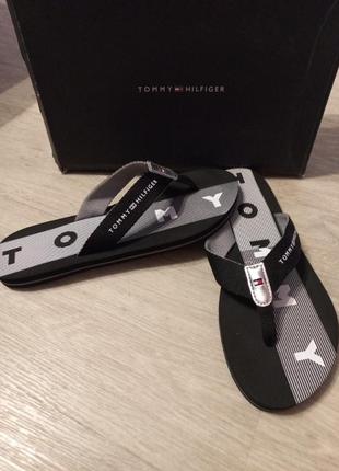 Сланцы вьетнамки ,, tommy hilfiger,,  оригинал  27 см