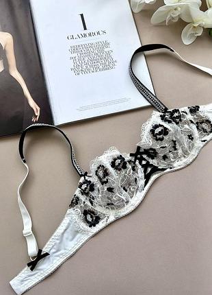 Роскошный с вышивкой бюстгальтер балконет aubade