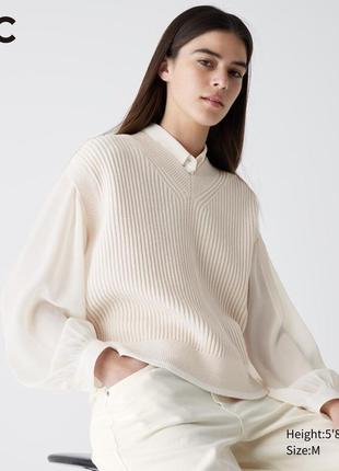 Женская вязаная жилетка uniqlo