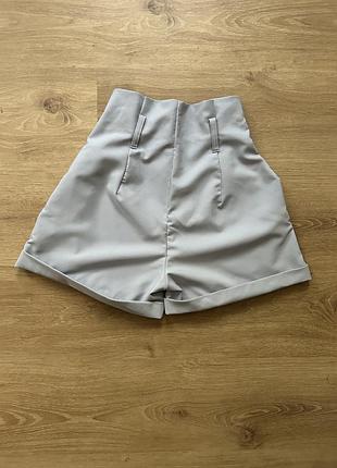 Женские шорты 2