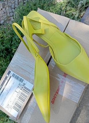 Слінгбеки, туфлі, босоніжки,мюлі кітен хіл zara