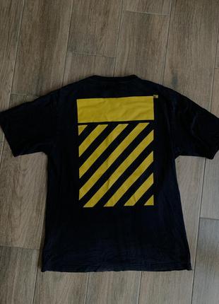 Футболка off-white
