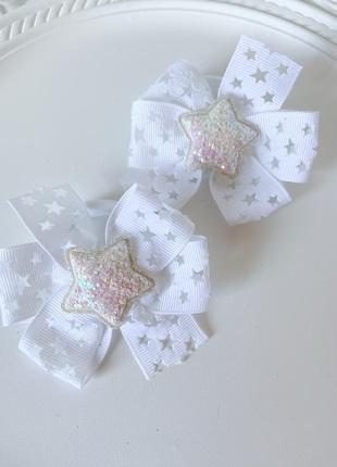 Набор бантиков на резинке.бантики белые школьные