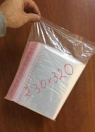 Пакеты с замком zip-lock 230 мм х 320 мм в упаковке (100 шт)