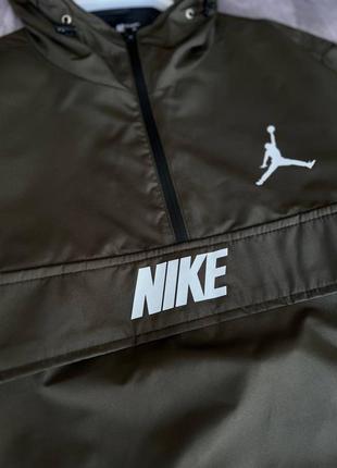 Чоловічий анорак nike на весну у хакі кольорі premium якості, стильний та зручний анорак на кожен день6 фото