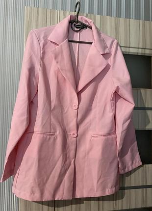 Красивый пиджак блейзер розовый с 8