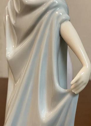 Фарфорова статуетка lladro «вишуканість».