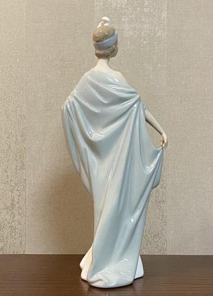 Фарфорова статуетка lladro «вишуканість».