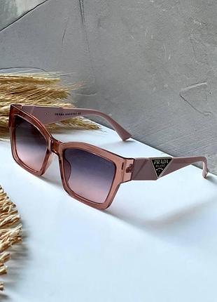 Сонцезахисні окуляри жіночі prada захист uv400