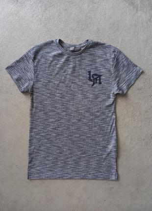 Брендовая футболка primark.