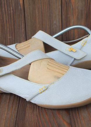 Туфлі балетки clarks шкіра англія 39,5р сандалі босоніжки
