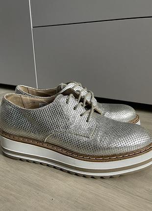 Жіночі блискучі оксфорди san marina