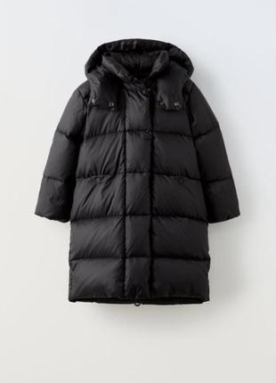 Тепла довга пухова куртка zara