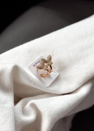 Сережки із медичного золота