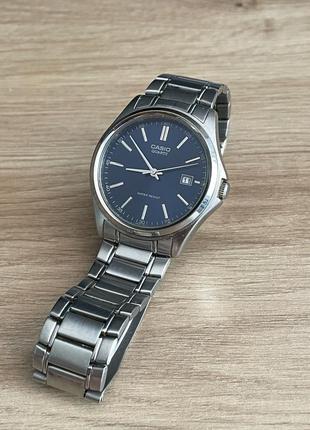 Годинник casio