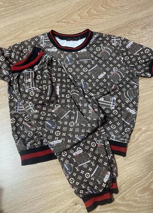 Костюм летний женский брючный