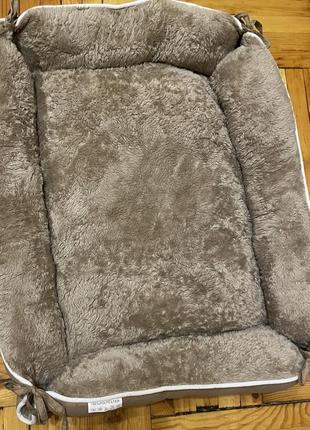 Лежанка для кота