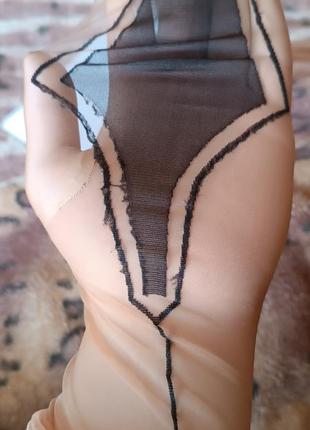 Нейлоновые чулки со швом и пяткой под пояс