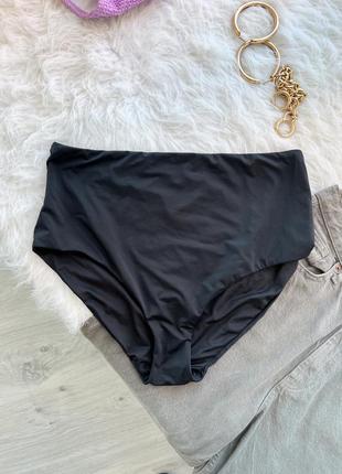 Чорні високі трусики від купальник calzedonia
