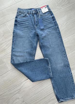 Прочные джинсы от sinsay прямые