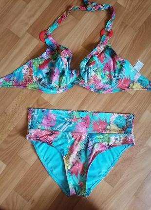 Купальник 48-50р чашка с,д