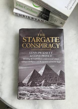 Розкішна книга англійською мовою з ілюстраціями the stargate conspiracy by lynn picknett1 фото