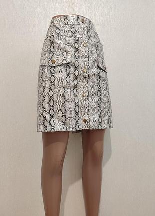 Фірмова спідниця зі штучної шкіри