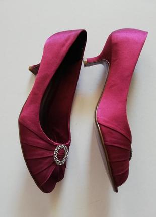 Красивейшие женские туфли clarks2 фото