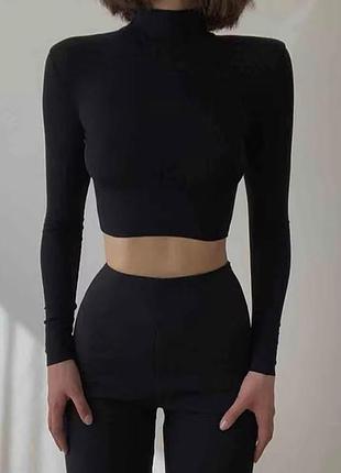 Чорний топік в рубчик