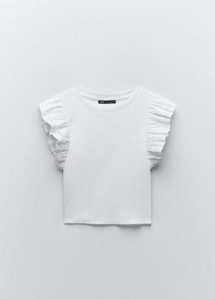Топ з рюшами zara