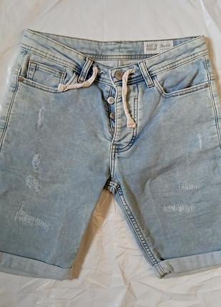 Світло блакитні джинсові бриджі шорти