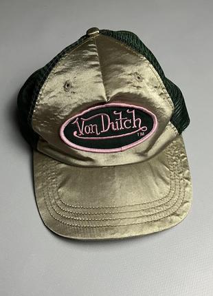 Кепка von dutch