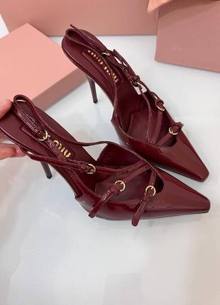 Туфли кожаные в стиле miu miu