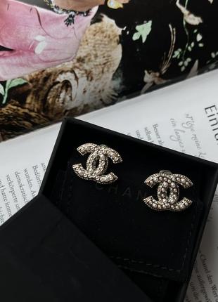 Сережки chanel