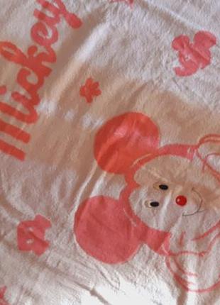 Дитяче махрове простирадло.